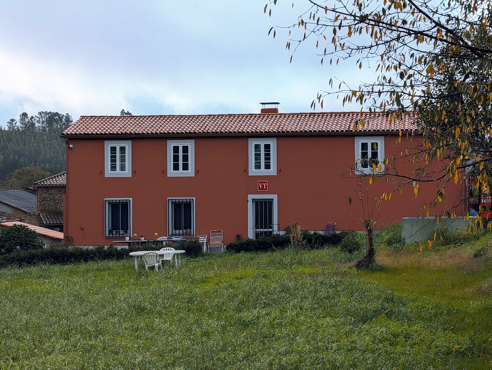 A CASA DO RIO - THE RIVER HOUSE photo 7, accommodation listing in Castañeda on the Camino Frances
