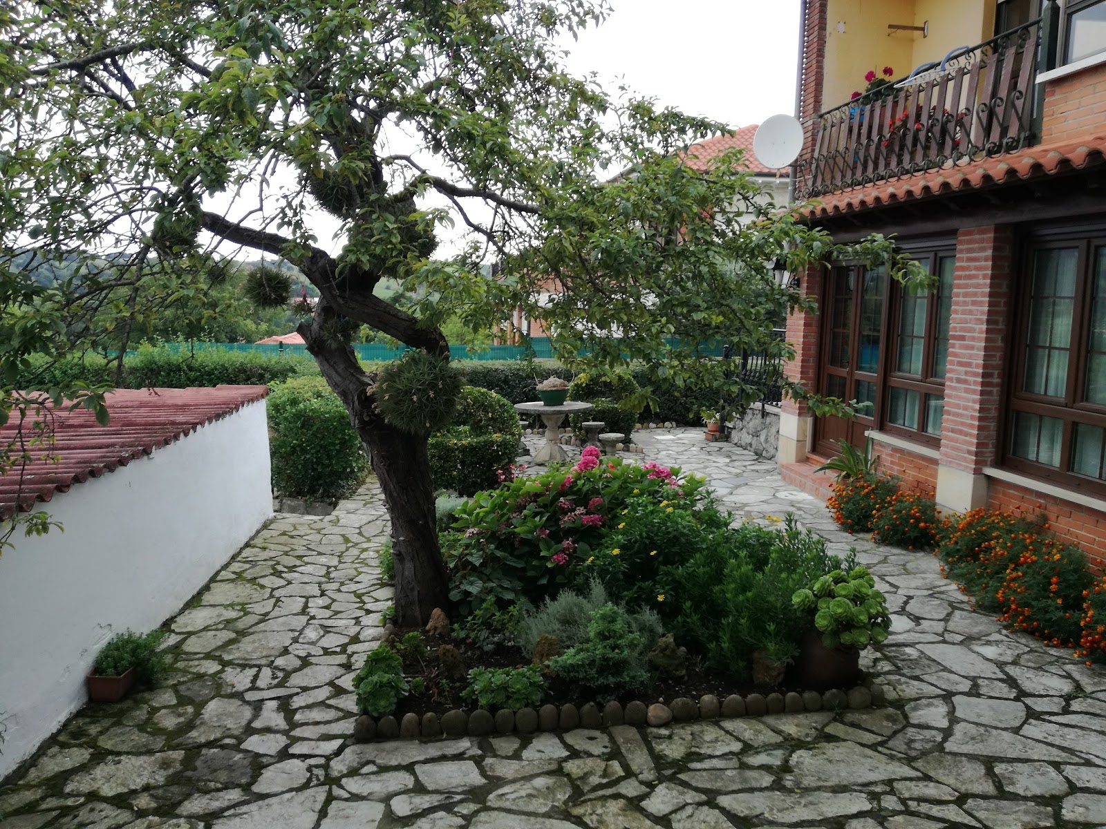 Posada Le Dorat photo 3, pension accommodation in Santillana del Mar on the Camino del Norte