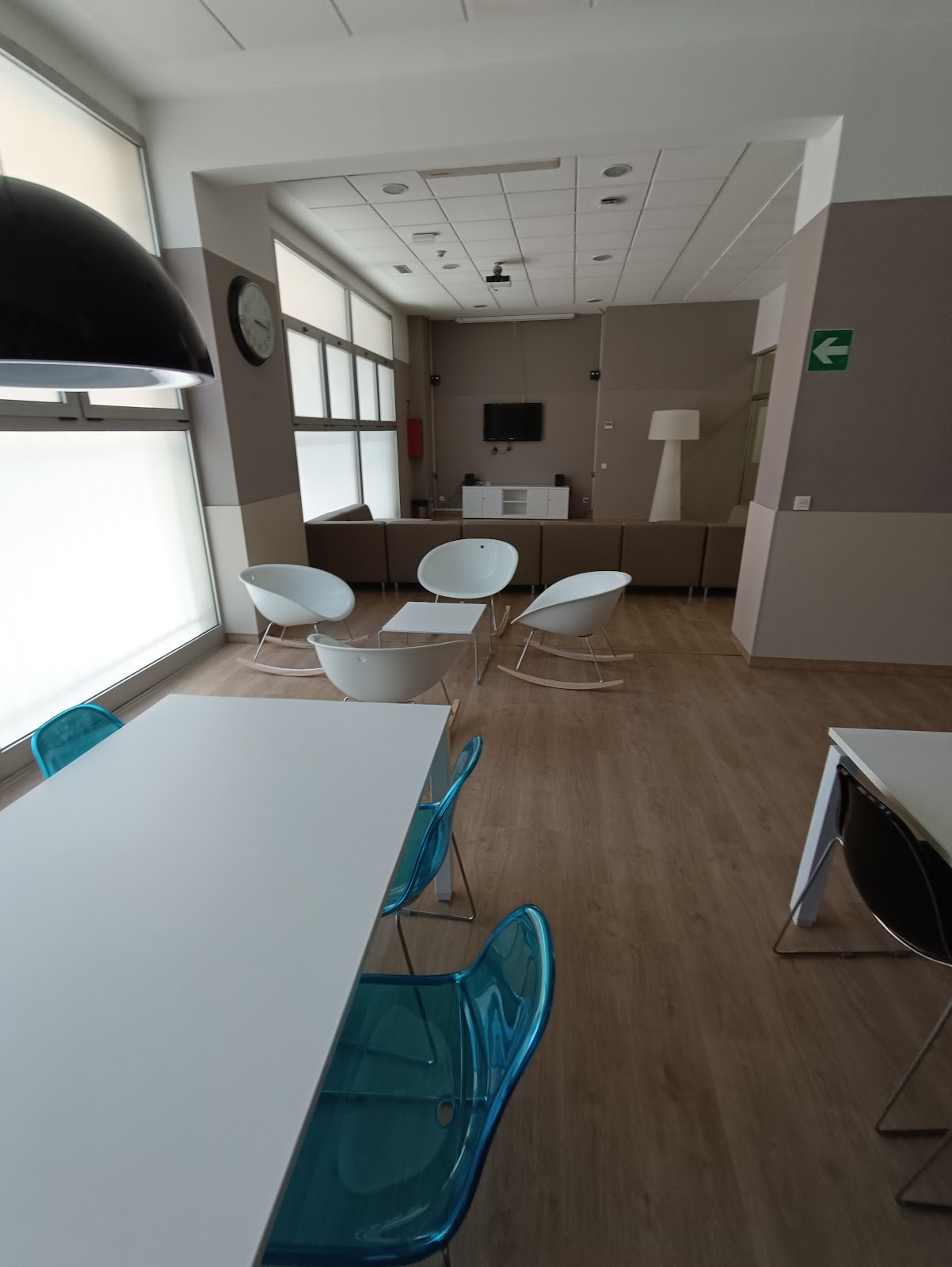 Residencia Universitaria Resa Blas de Otero photo 10, albergue accommodation in Bilbao on the Camino del Norte