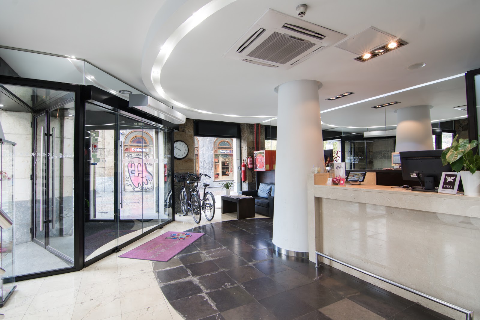 Petit Palace Arana photo 7, hotel accommodation in Bilbao on the Camino del Norte