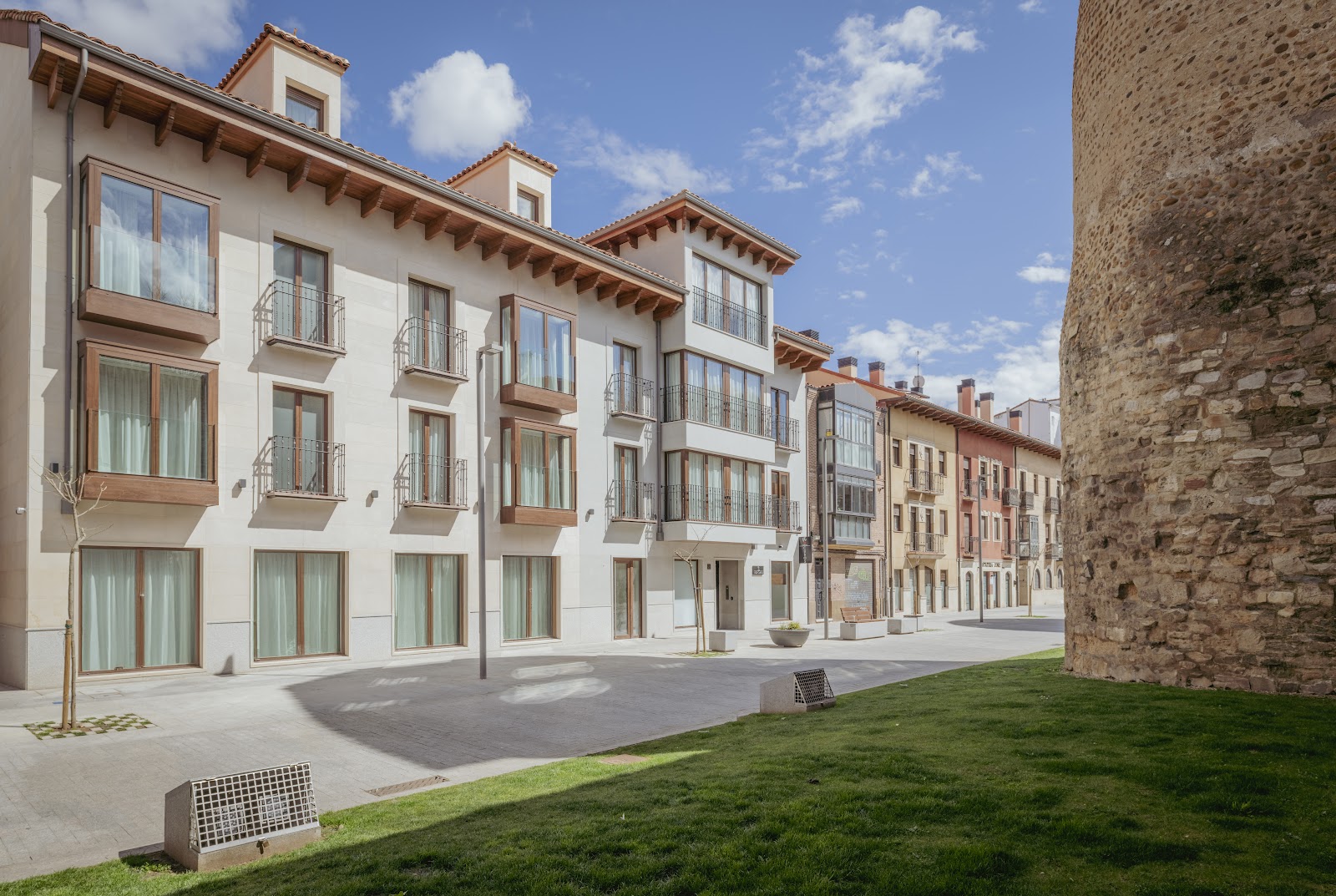 FC LOS CUBOS AUTO CHECK-IN photo 4, accommodation listing in León on the Camino Frances