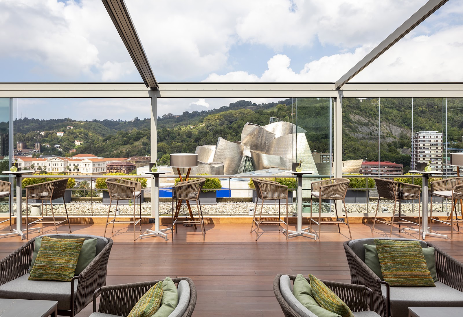 The Artist Grand Hotel of Art, hotel accommodation in Bilbao on the Camino del Norte