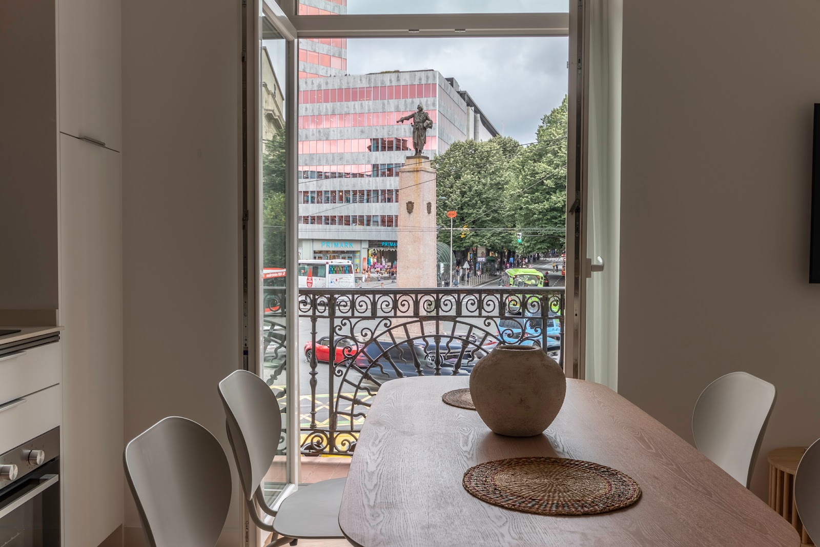 B48 Abando photo 6, apartment accommodation in Bilbao on the Camino del Norte