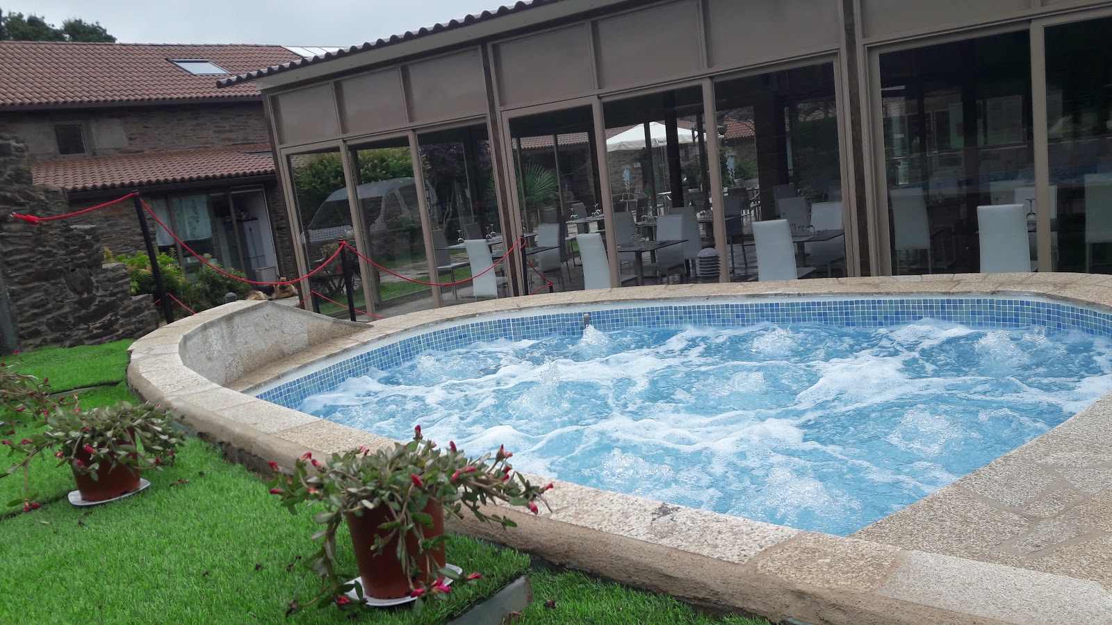 Albergue Turistico Salceda, hostel accommodation in A Salceda on the Camino Frances
