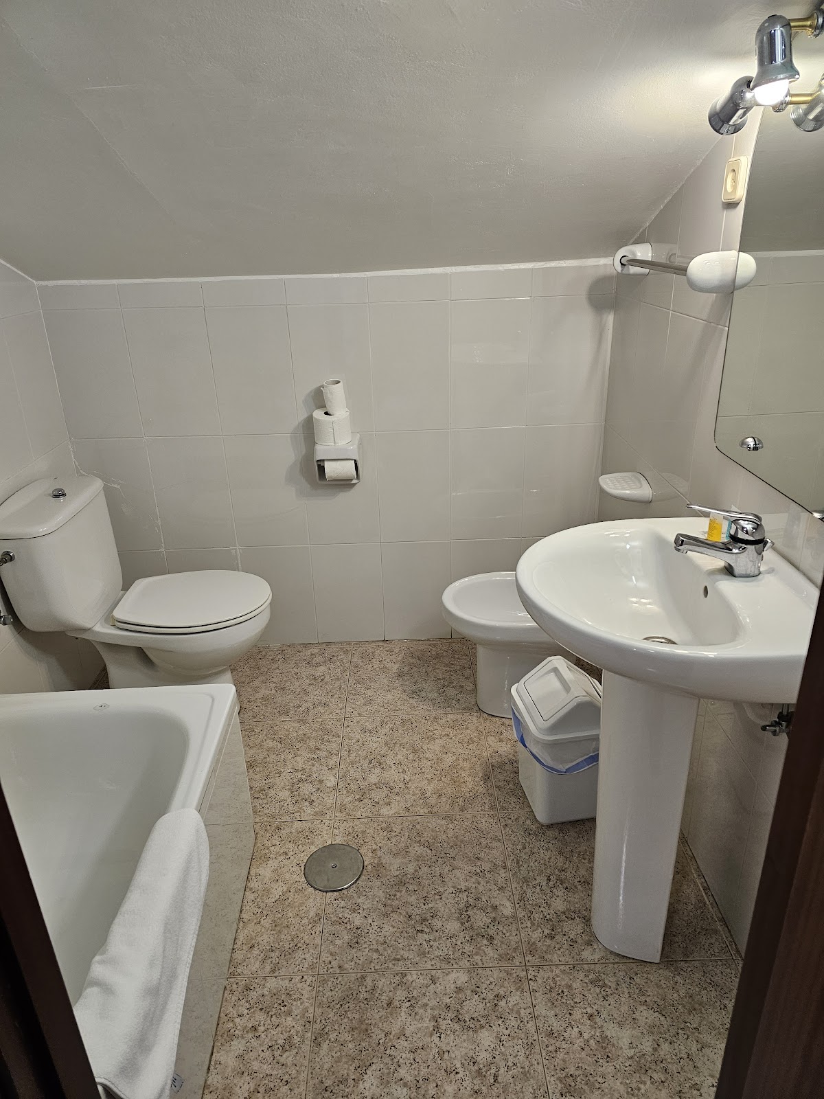 Hotel Suiza photo 4, hotel accommodation in Arzúa on the Camino Frances