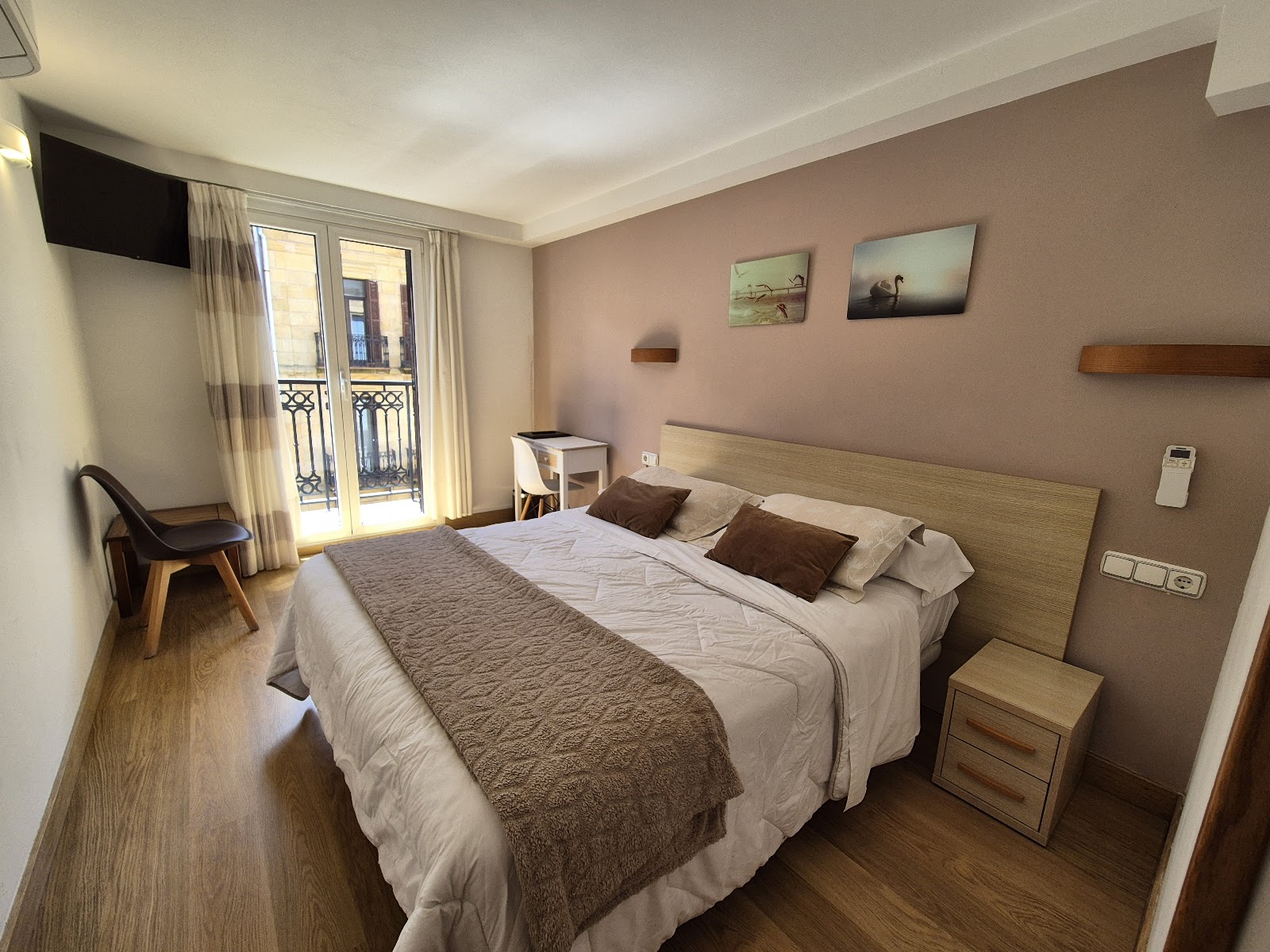 Pension Joakina photo 2, pension accommodation in San Sebastian on the Camino del Norte