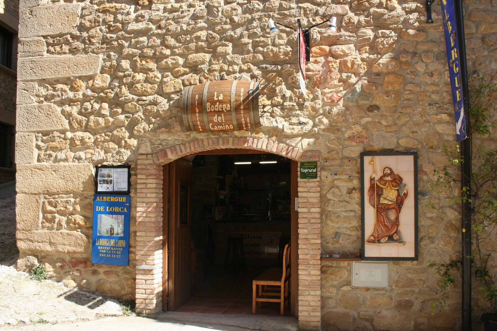 Albergue La Bodega del Camino aka Albergue_on_the_Left, hostel accommodation in Lorca on the Camino Frances