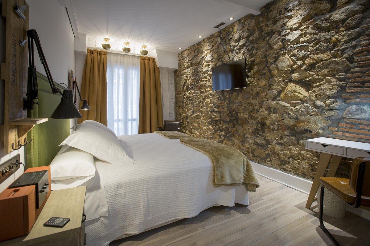 Pension Boutique Caravan Cinema photo 2, pension accommodation in Bilbao on the Camino del Norte