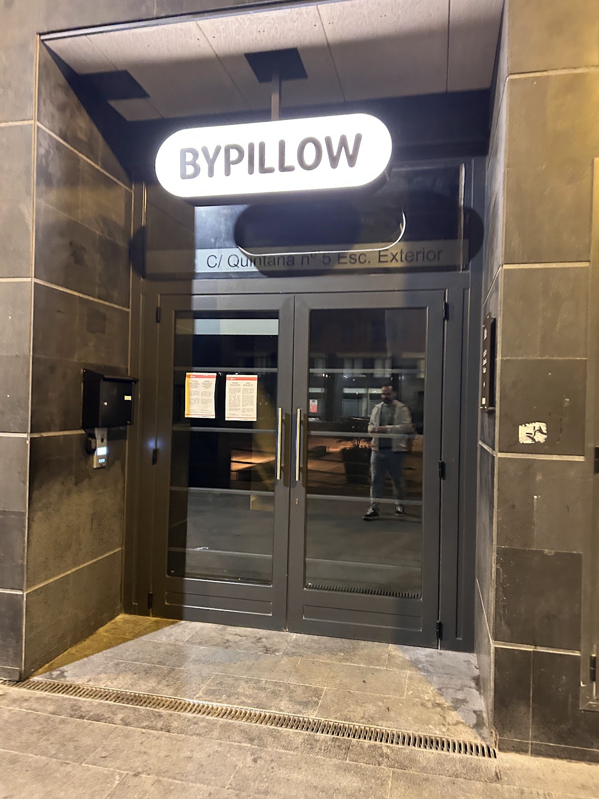 BYPILLOW Bilbo photo 6, hotel accommodation in Bilbao on the Camino del Norte
