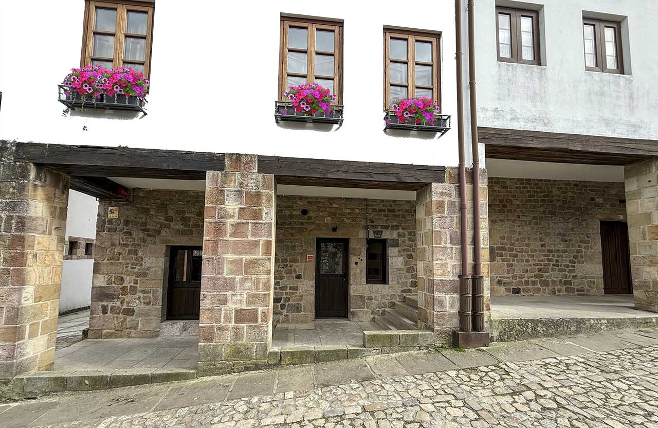 La Estrella de Tarsis photo 5, guesthouse accommodation in Santillana del Mar on the Camino del Norte