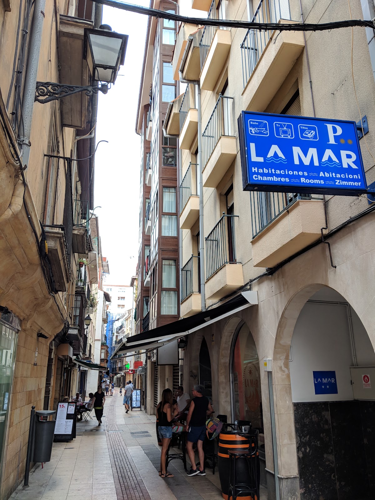 Pension La Mar photo 3, albergue accommodation in Castro-Urdiales on the Camino del Norte