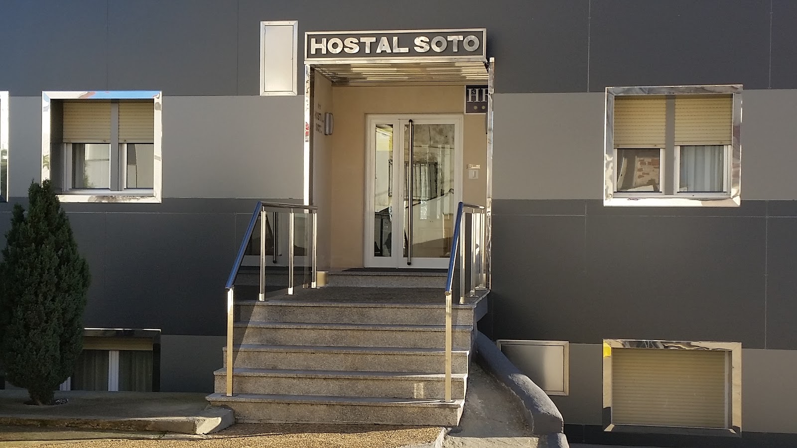 Hostal Soto photo 4, guesthouse accommodation in La Virgen del Camino on the Camino Frances