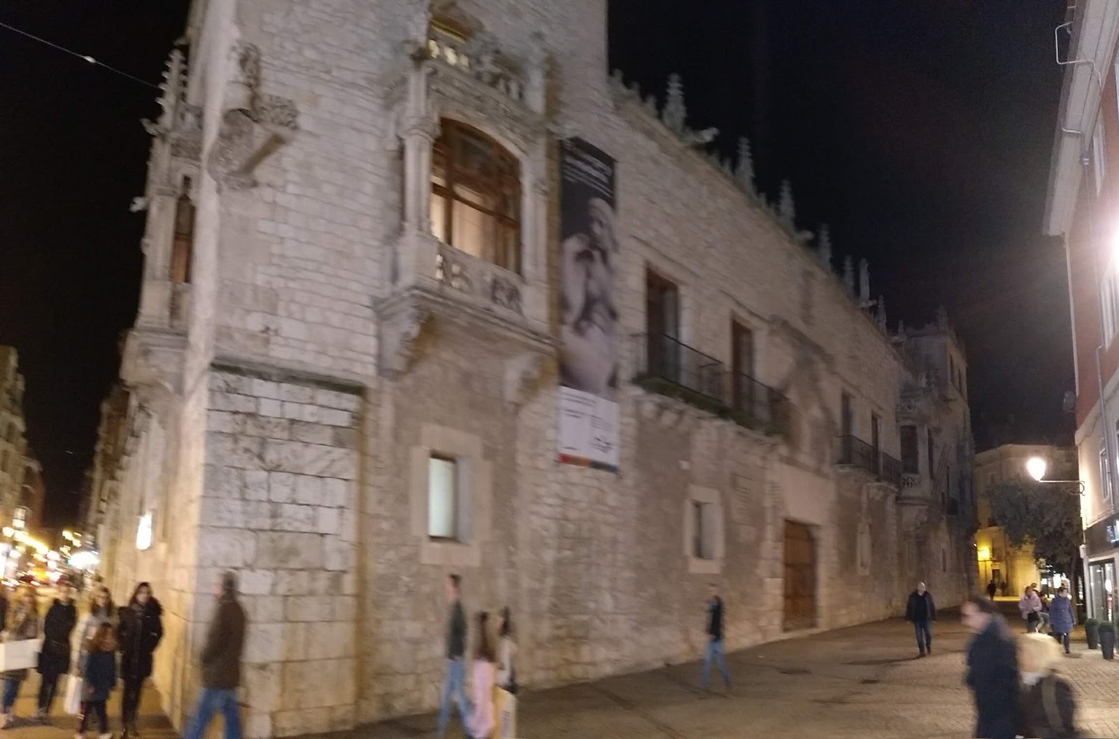 Hostal Bezana photo 8, guesthouse accommodation in Burgos on the Camino Frances