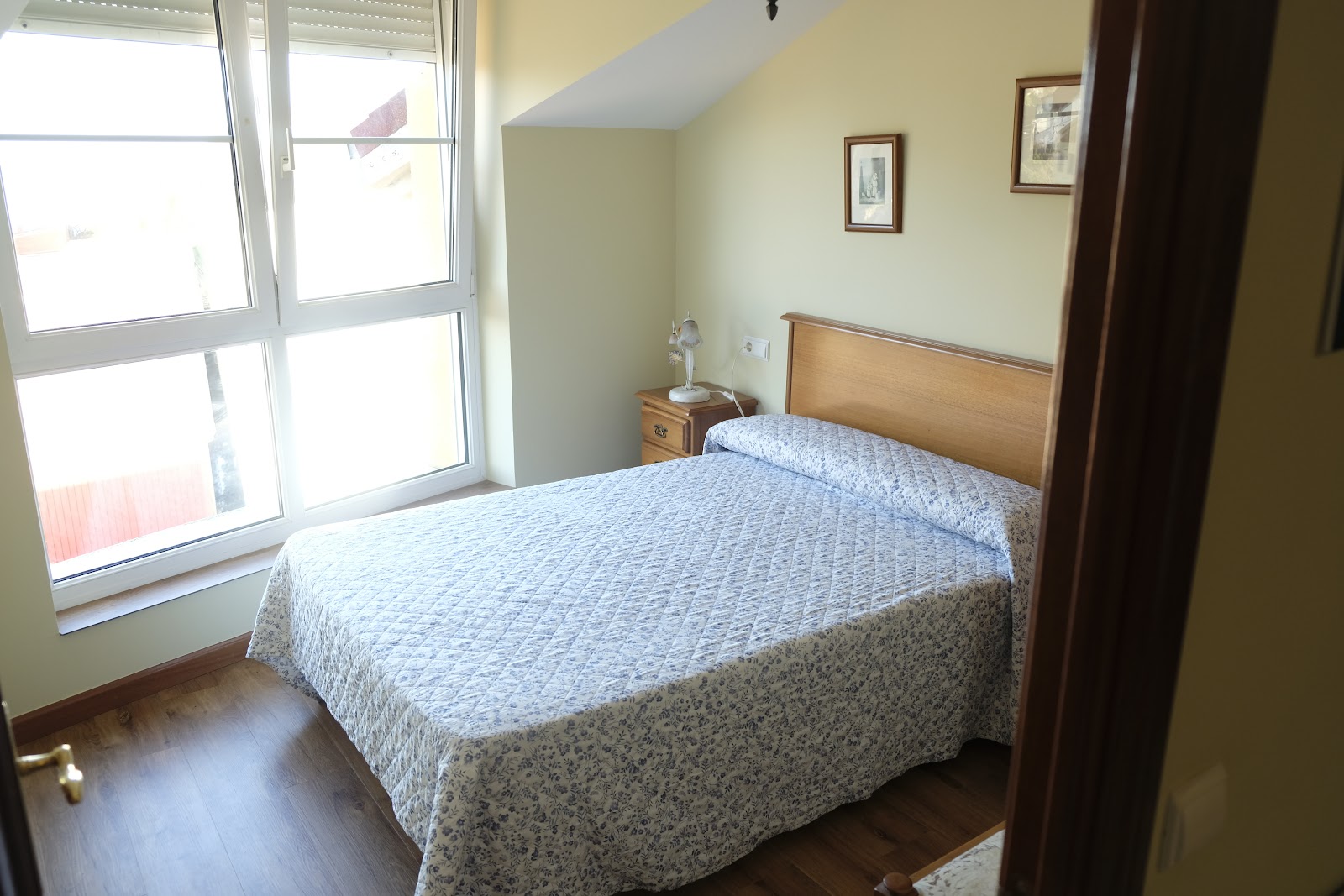 Apartamento Playa de La Atalaya photo 4, apartment accommodation in Ribadesella on the Camino del Norte