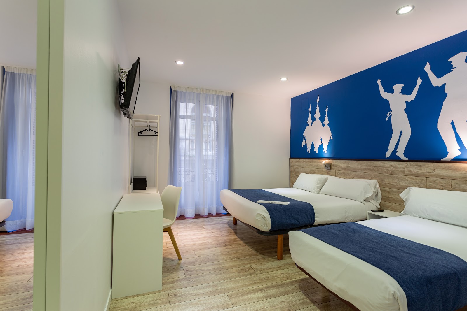 Blue Bilbao, hotel accommodation in Bilbao on the Camino del Norte