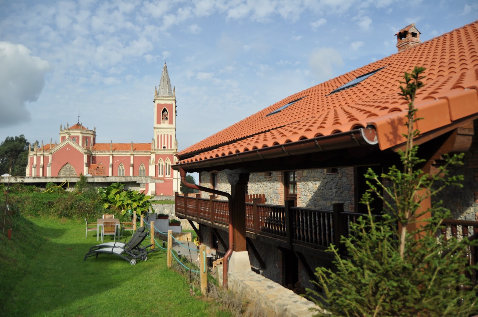 Posada Las Mañanitas, hotel accommodation in Cóbreces on the Camino del Norte