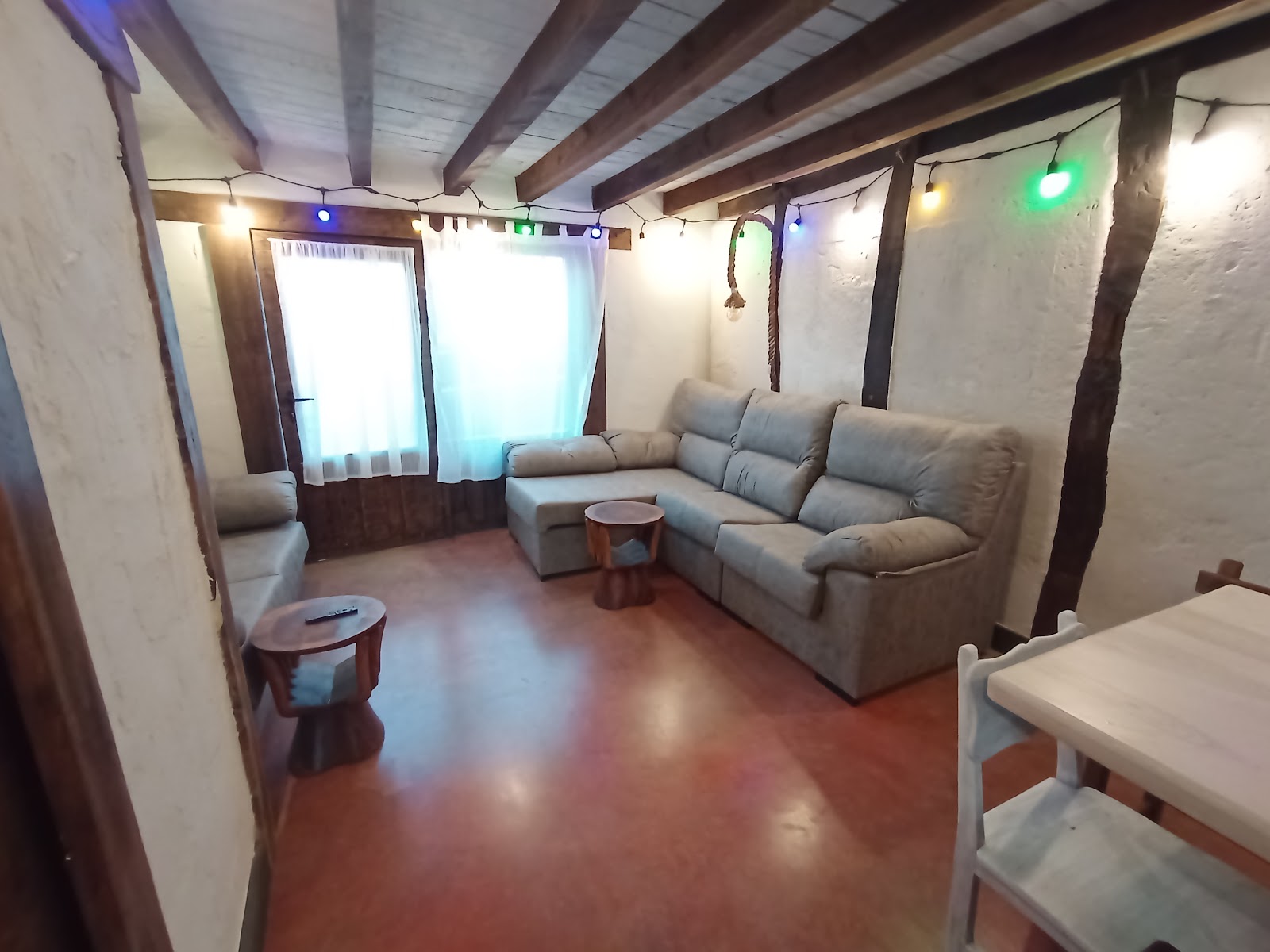 VUT Maiorum photo 5, accommodation listing in Agés on the Camino Frances