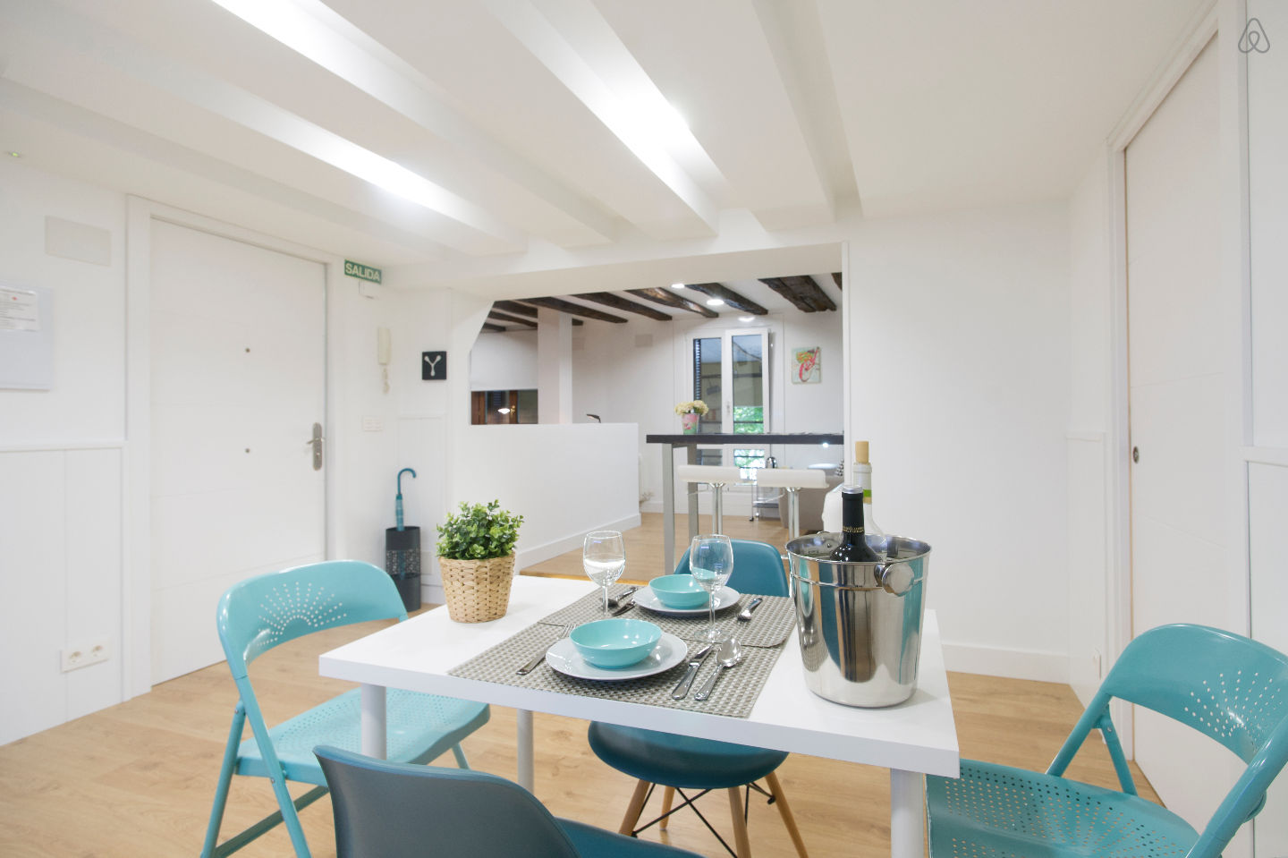 San Sebastian Apartments: OLD TOWN NEAR BEACH - www·SanSebastianApartments·es - vacation hotel holiday home rental photo 4, hotel accommodation in San Sebastian on the Camino del Norte