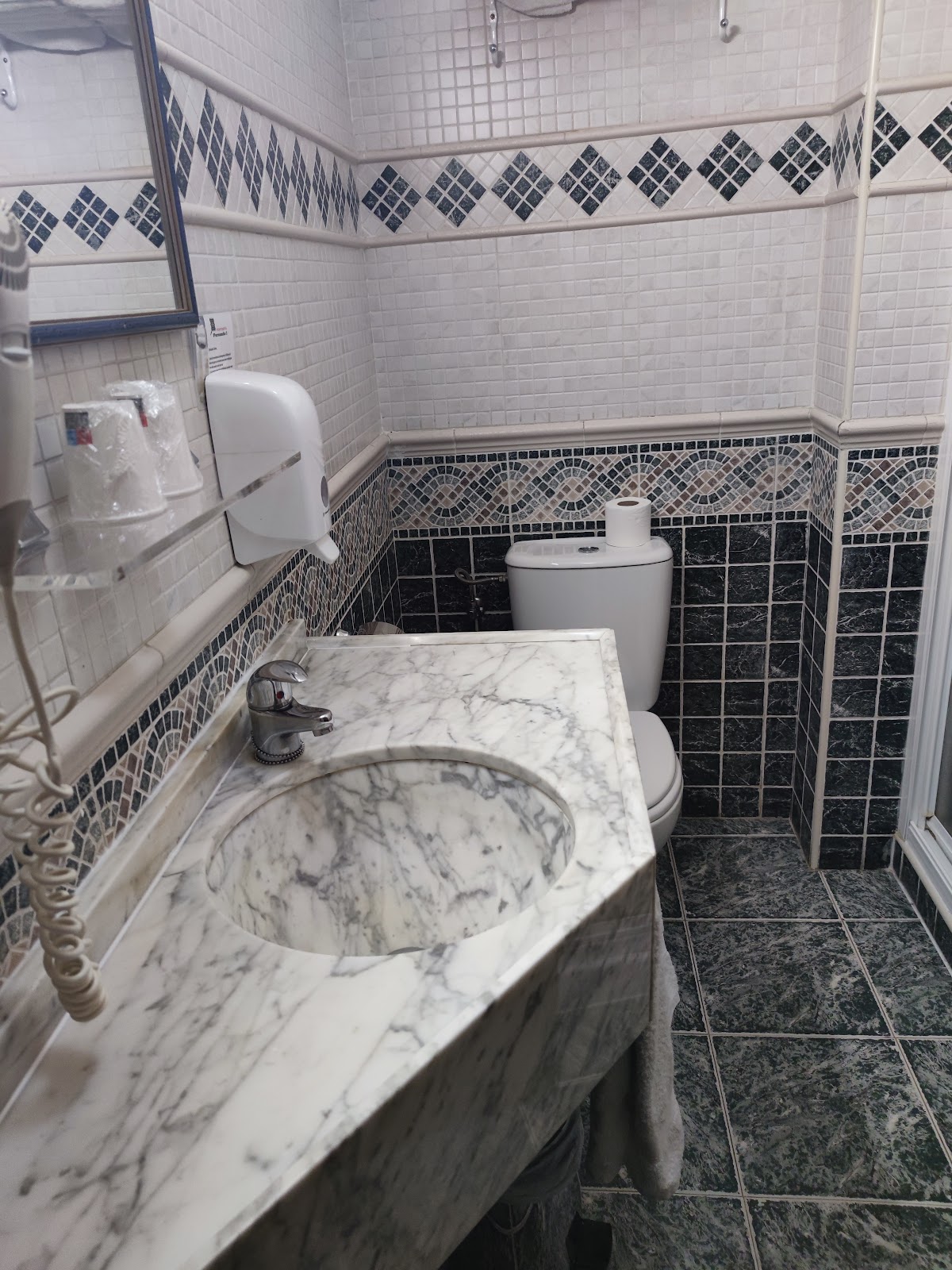 Hospederia Fernando I photo 7, guesthouse accommodation in León on the Camino Frances