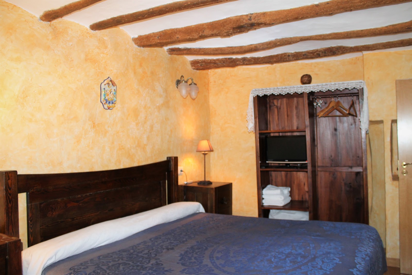 Albergue La Bodega del Camino aka Albergue_on_the_Left photo 3, hostel accommodation in Lorca on the Camino Frances