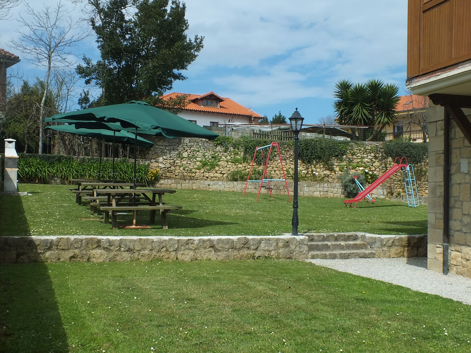 Apartamentos Altamira. photo 4, apartment accommodation in Santillana del Mar on the Camino del Norte