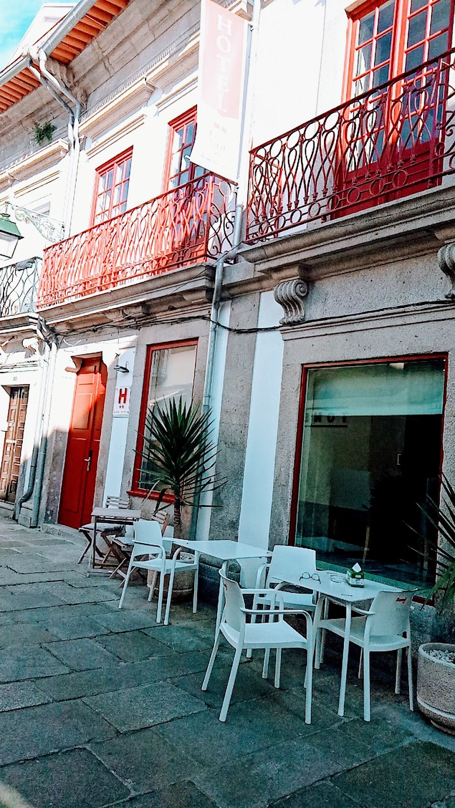 Rua Grande Hotel, hotel accommodation in Viana do Castelo on the Camino Portuguese