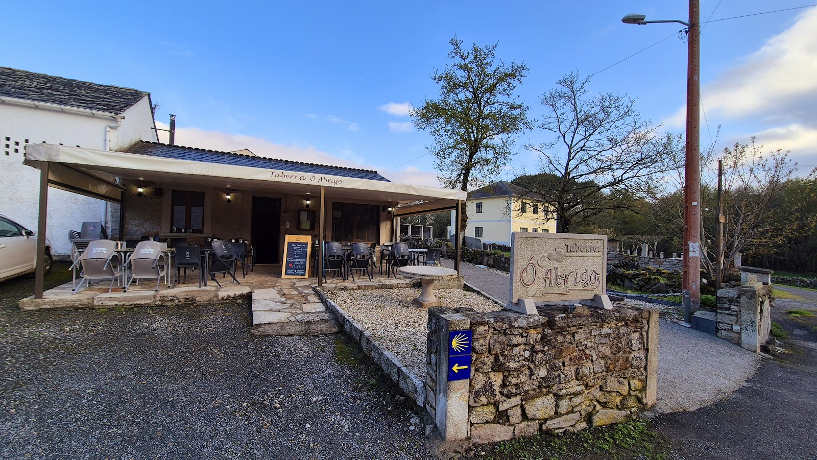 Taberna O Abrigo photo 8, albergue accommodation in O Abrigo on the Camino del Norte