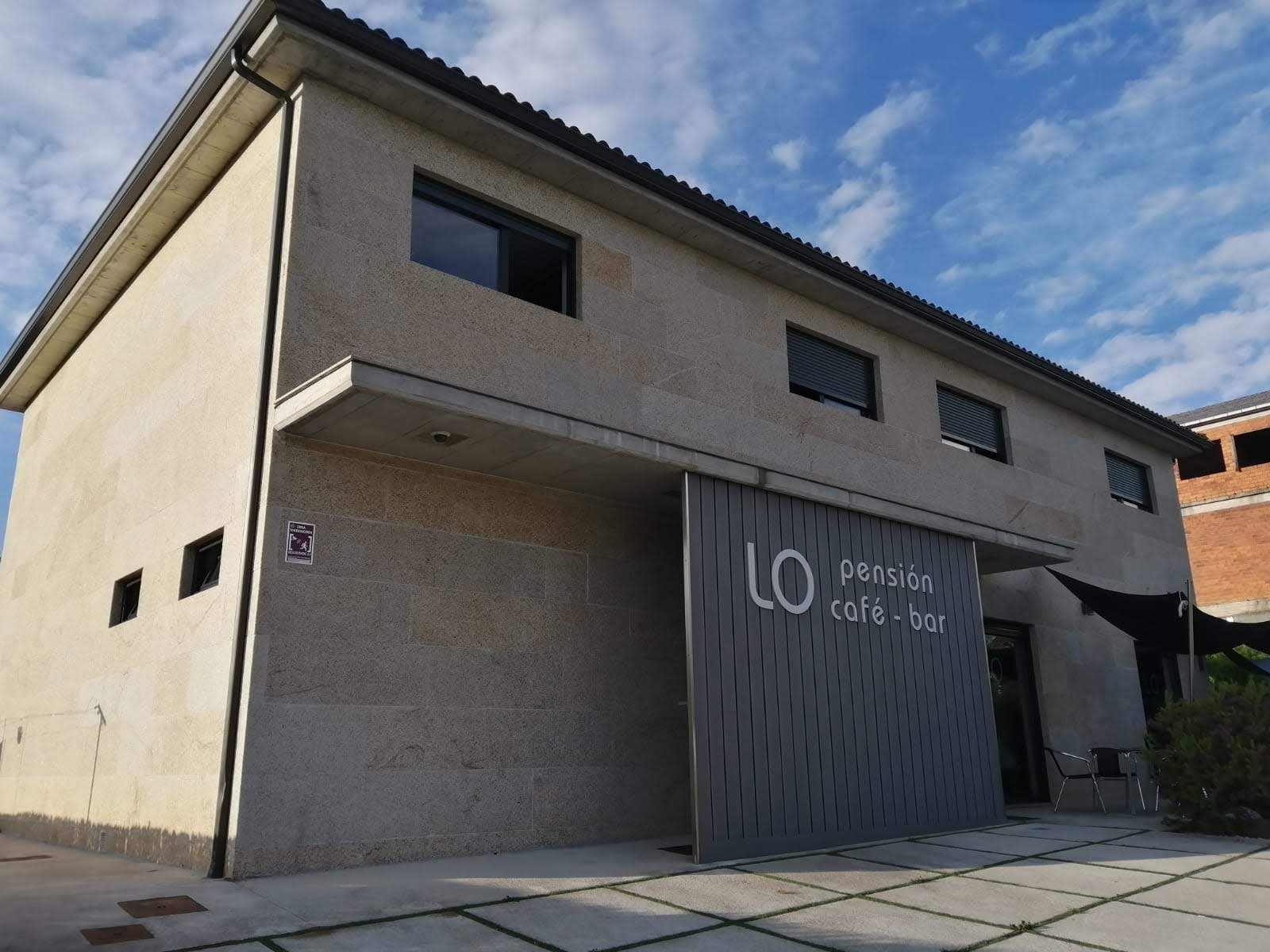 Pensión Lo photo 30, guesthouse accommodation in Pedrouze / Arca on the Camino Frances