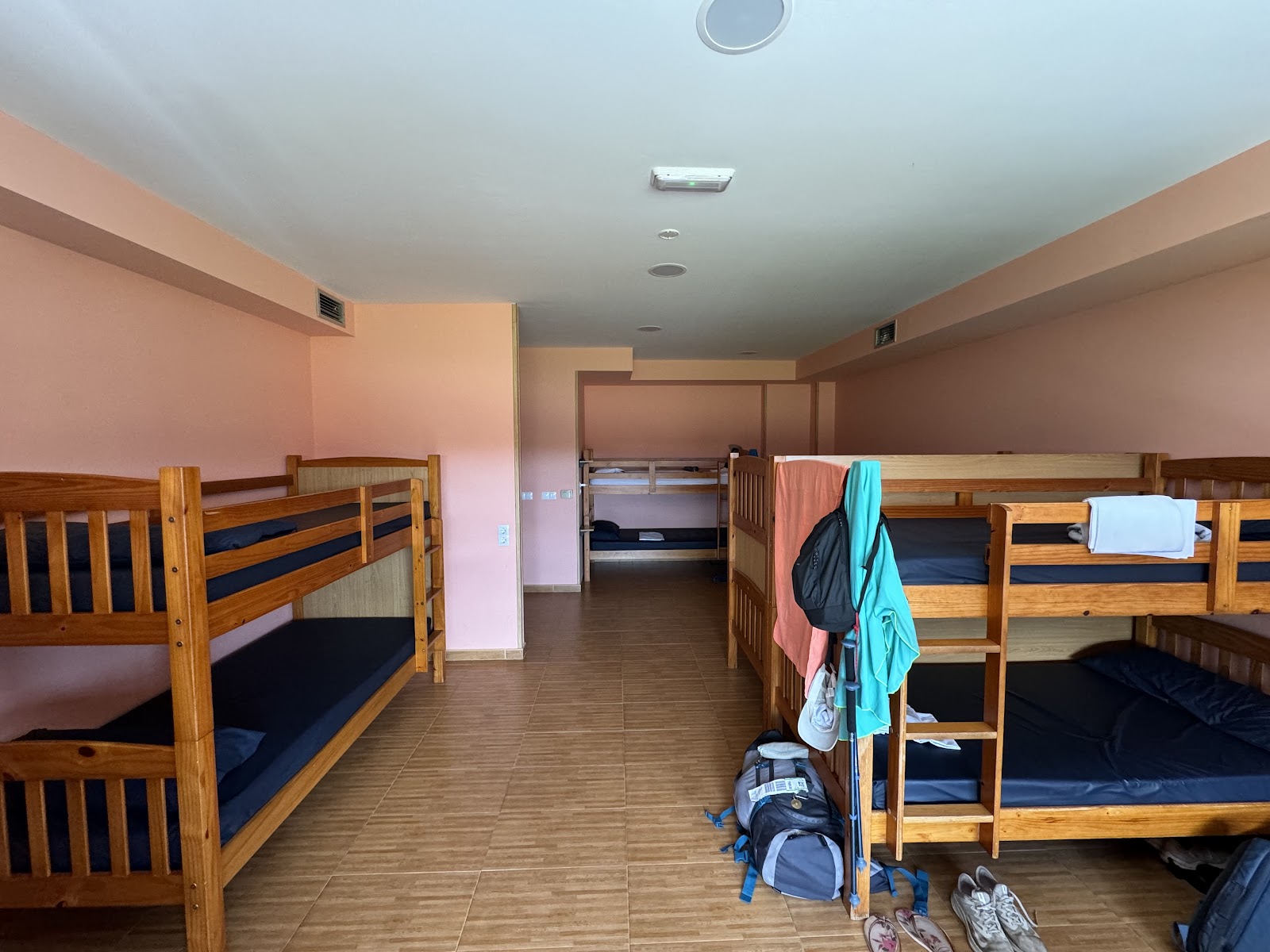 ALBERGUE EDREIRA photo 2, albergue accommodation in Pedrouze / Arca on the Camino Frances