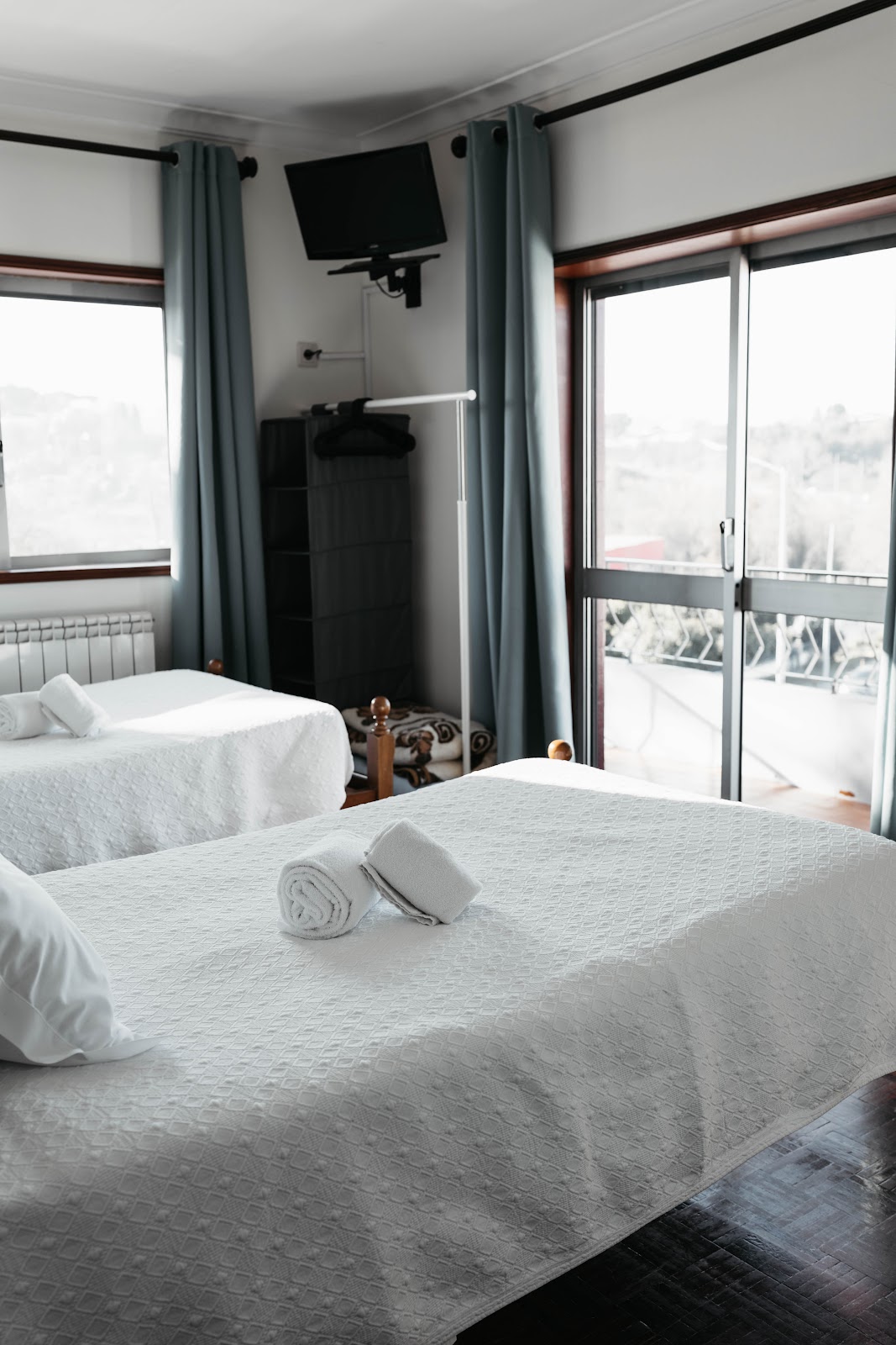 Anoitecer Itinerante - Vintage Bedrooms photo 6, accommodation listing in Ponte de Lima on the Camino Portuguese