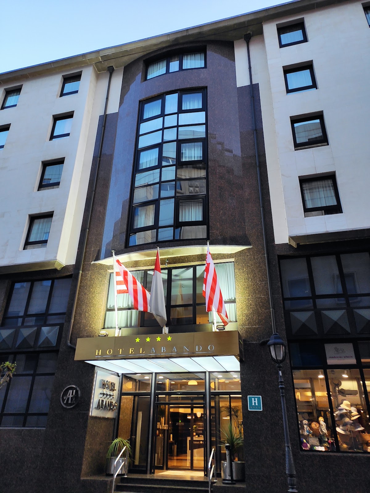 HOTEL ABANDO photo 10, hotel accommodation in Bilbao on the Camino del Norte