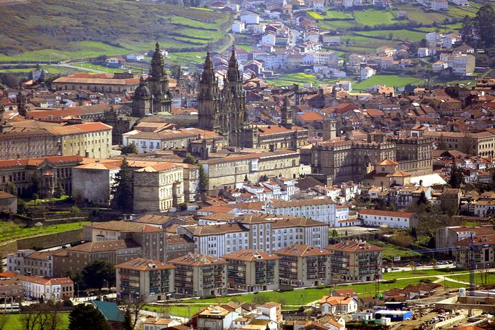 Apartamentos Cruceiro Do Galo, apartment accommodation in Santiago de Compostela on the Camino Frances