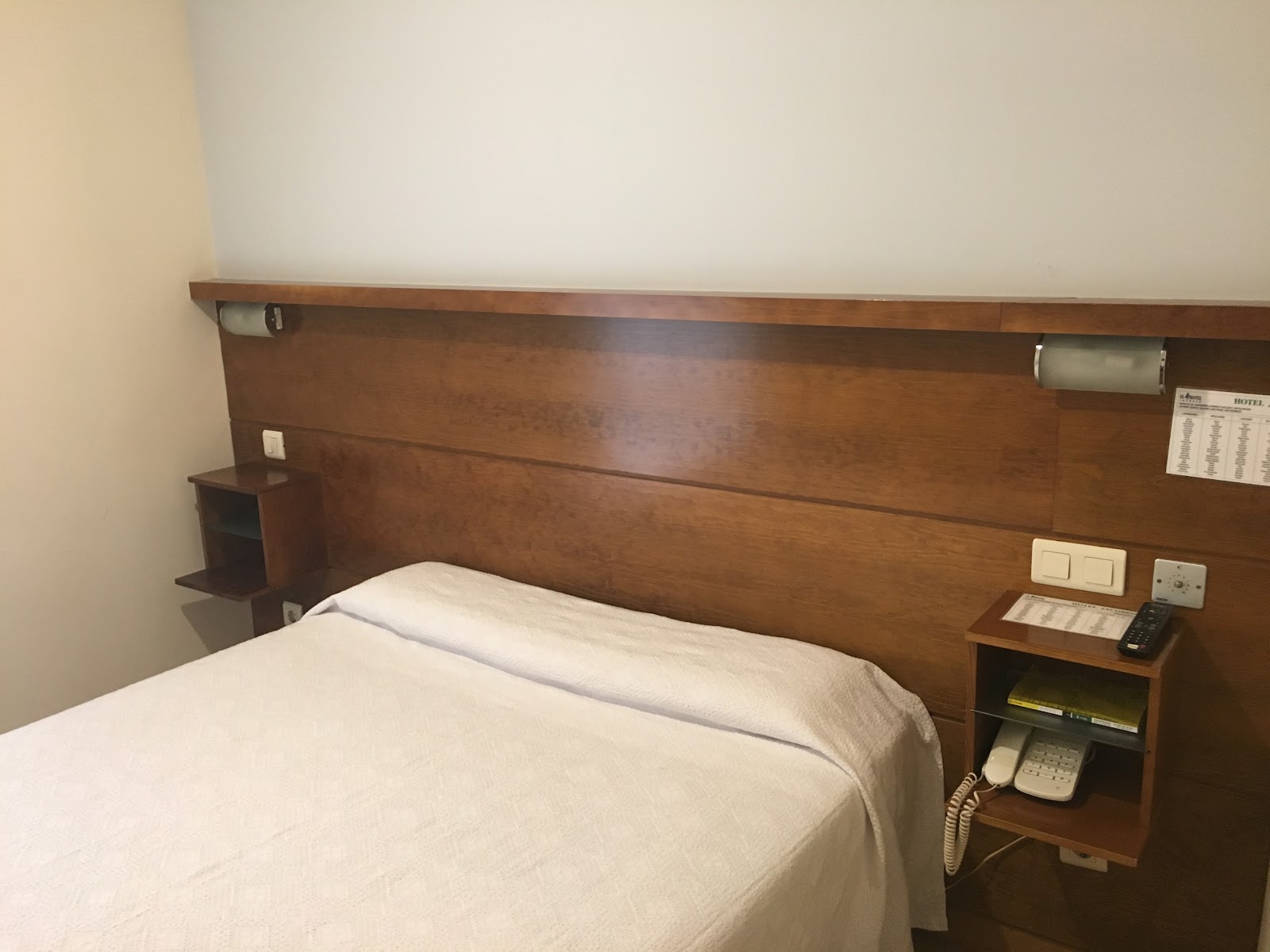 Hotel Jacobeo photo 5, hotel accommodation in Burgos on the Camino Frances
