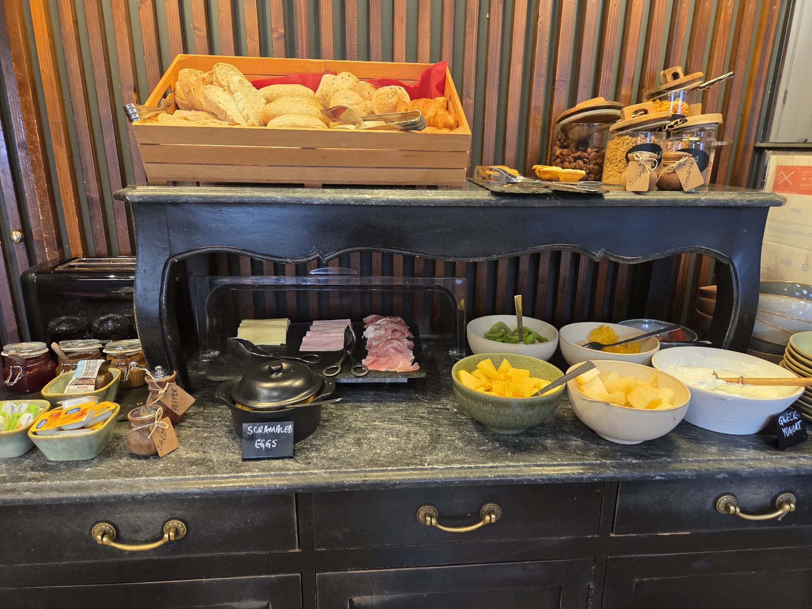 Santa Luzia B&B photo 4, guesthouse accommodation in Lisbon on the Camino Portuguese