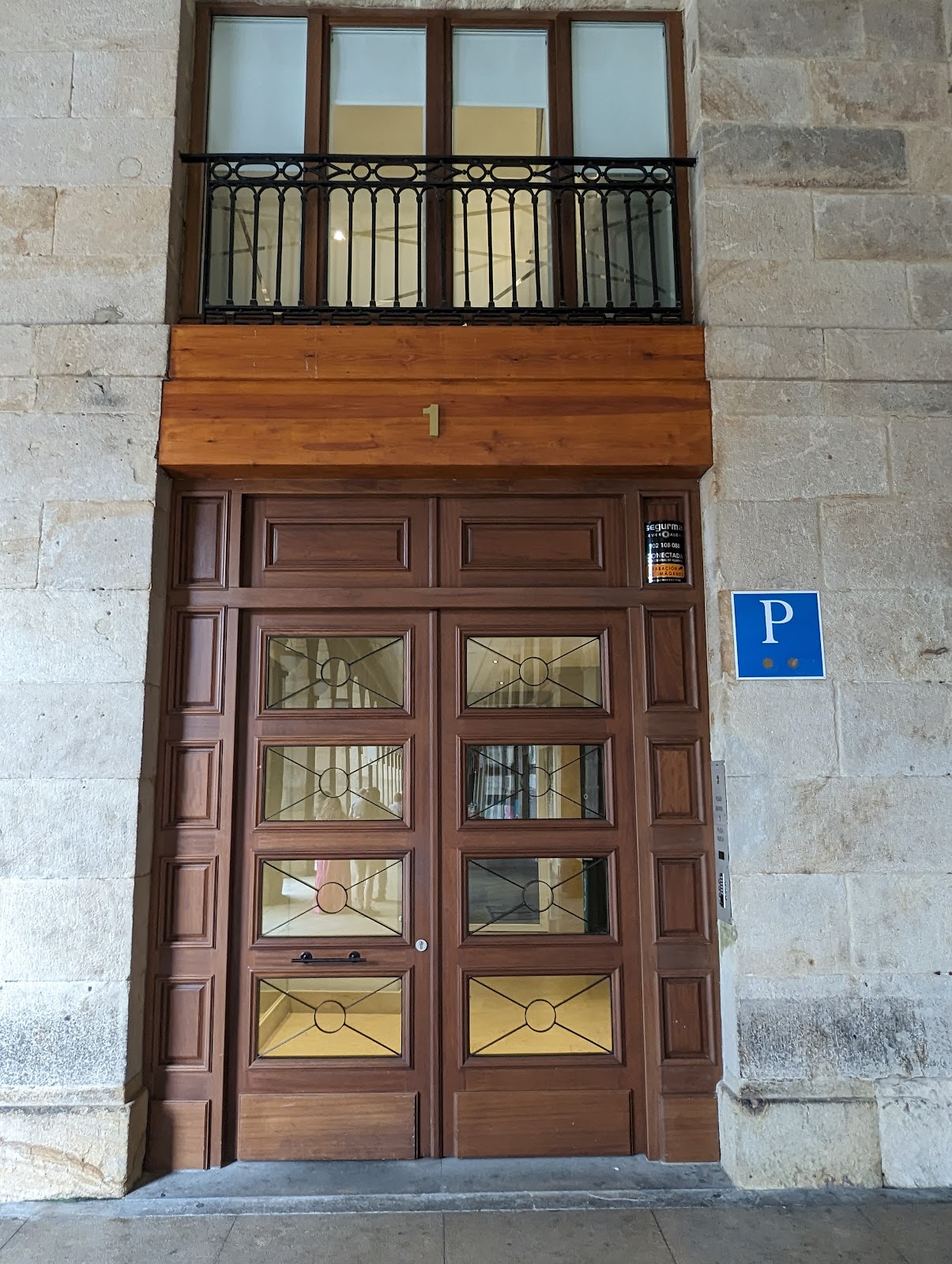 Pensión Plaza Nueva photo 4, guesthouse accommodation in Bilbao on the Camino del Norte