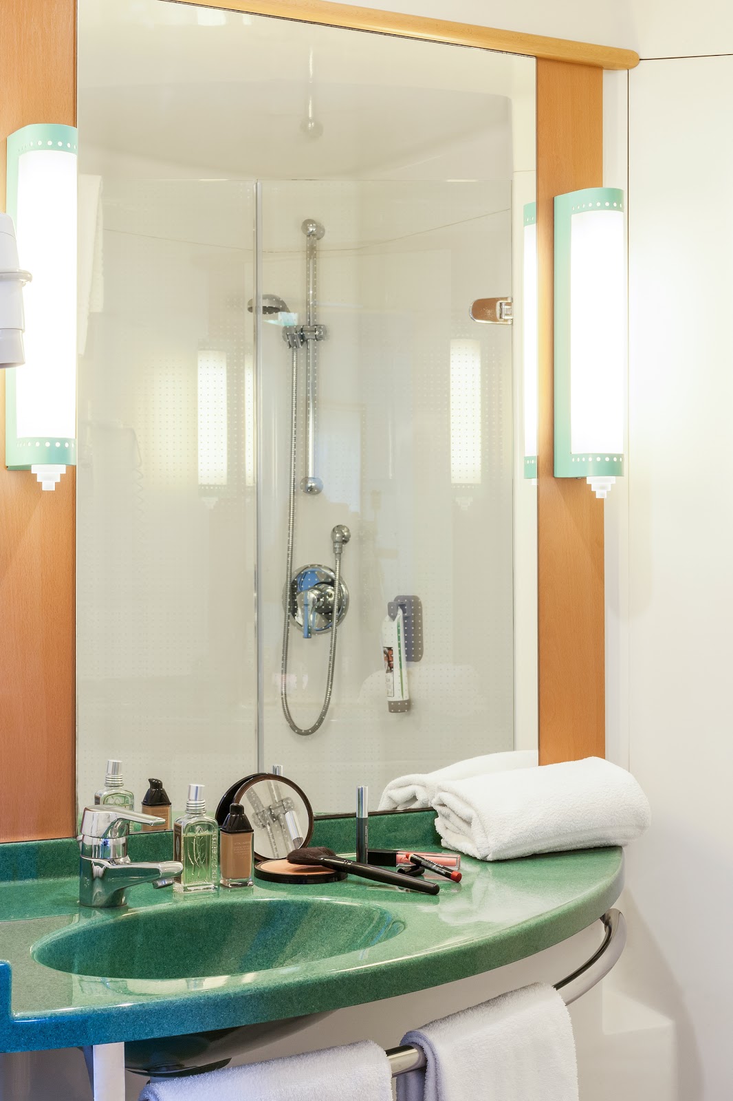 ibis Porto Centro São Bento photo 3, hotel accommodation in Porto on the Camino Portuguese