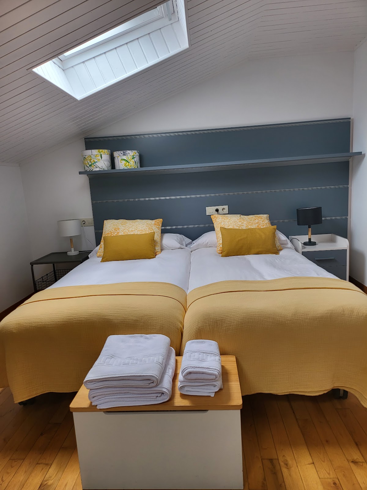 Apartamentos Berce, apartment accommodation in Arzúa on the Camino Frances