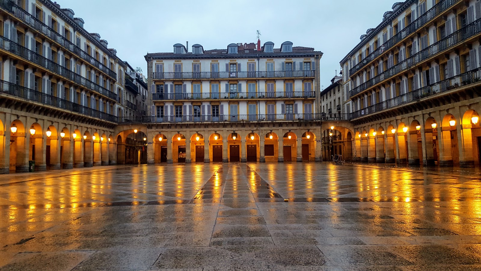 Pensión San Jerónimo, pension accommodation in San Sebastian on the Camino del Norte