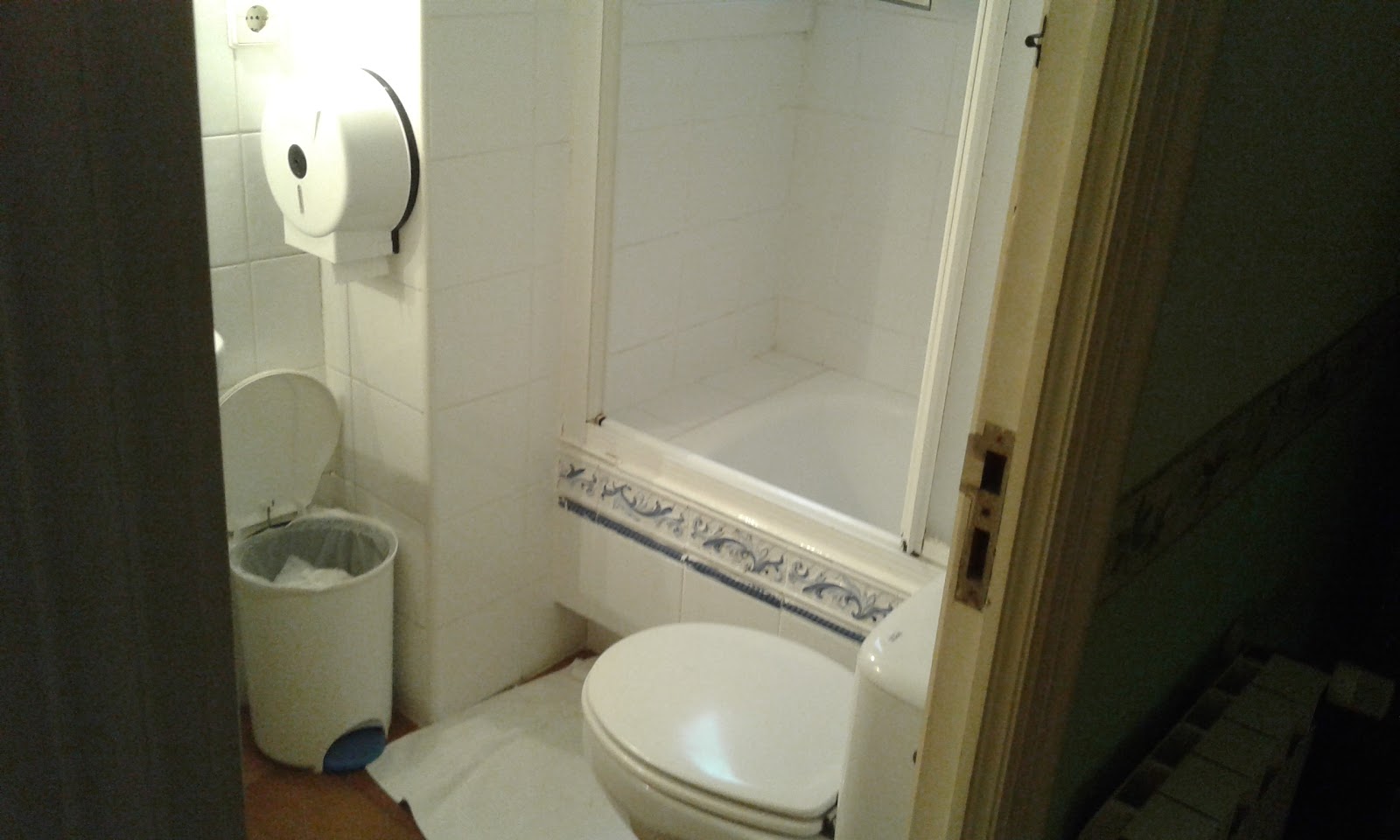 Pension Loinaz photo 9, guesthouse accommodation in San Sebastian on the Camino del Norte