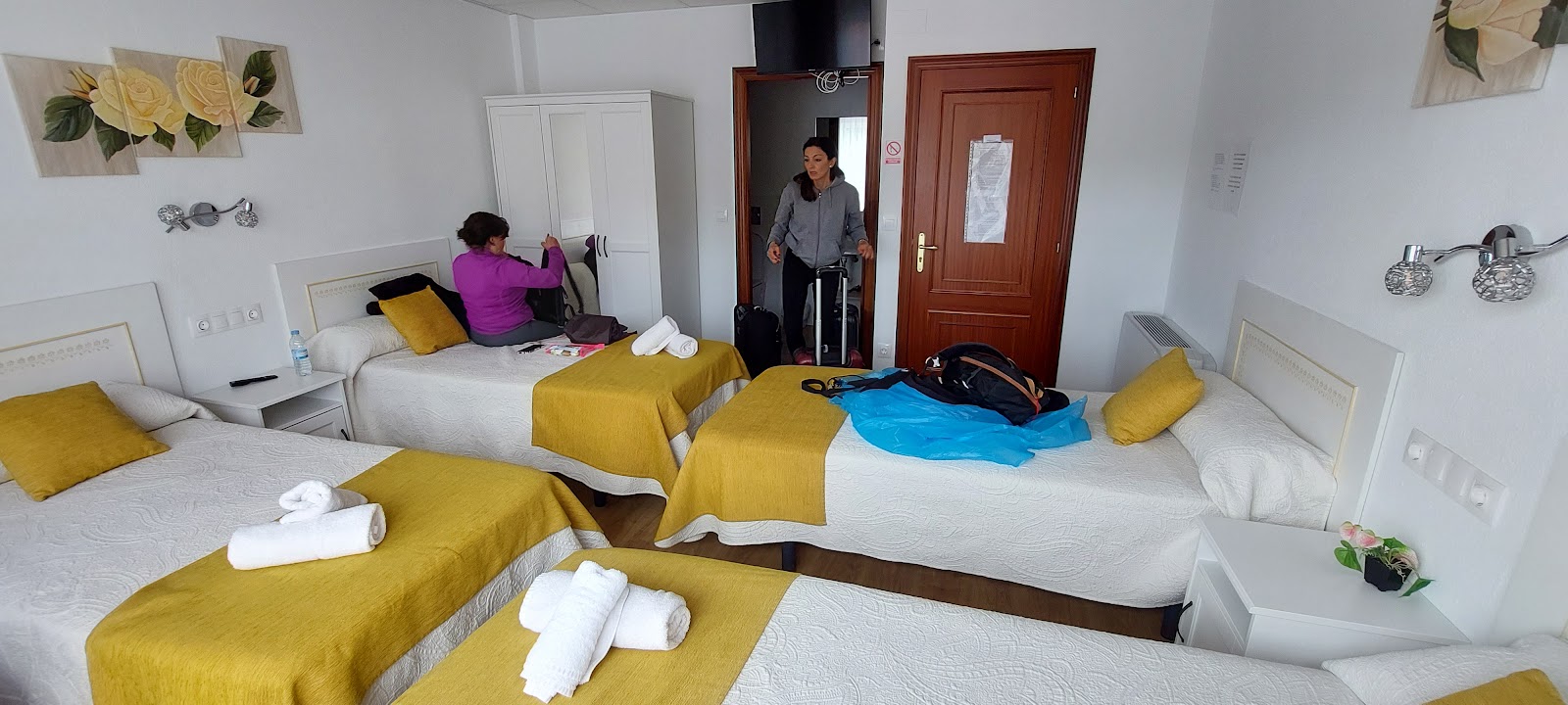 Lar do peregrino photo 2, guesthouse accommodation in Palas de Rei on the Camino Frances