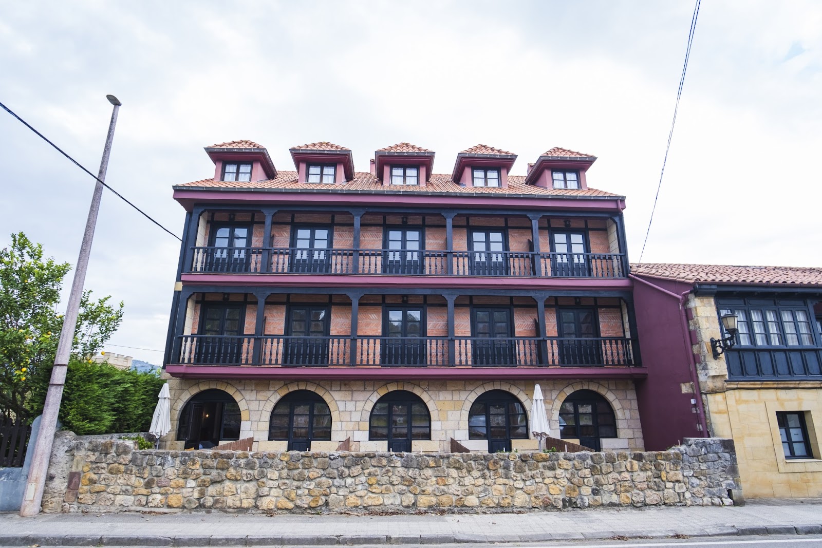 Hotel Puerto Calderon photo 7, hotel accommodation in Oreña on the Camino del Norte