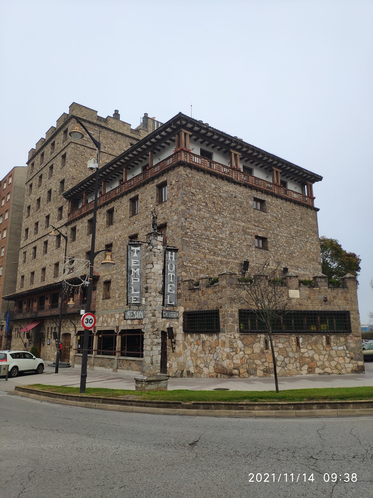 Hotel Temple Ponferrada, hotel accommodation in Ponferrada on the Camino Frances