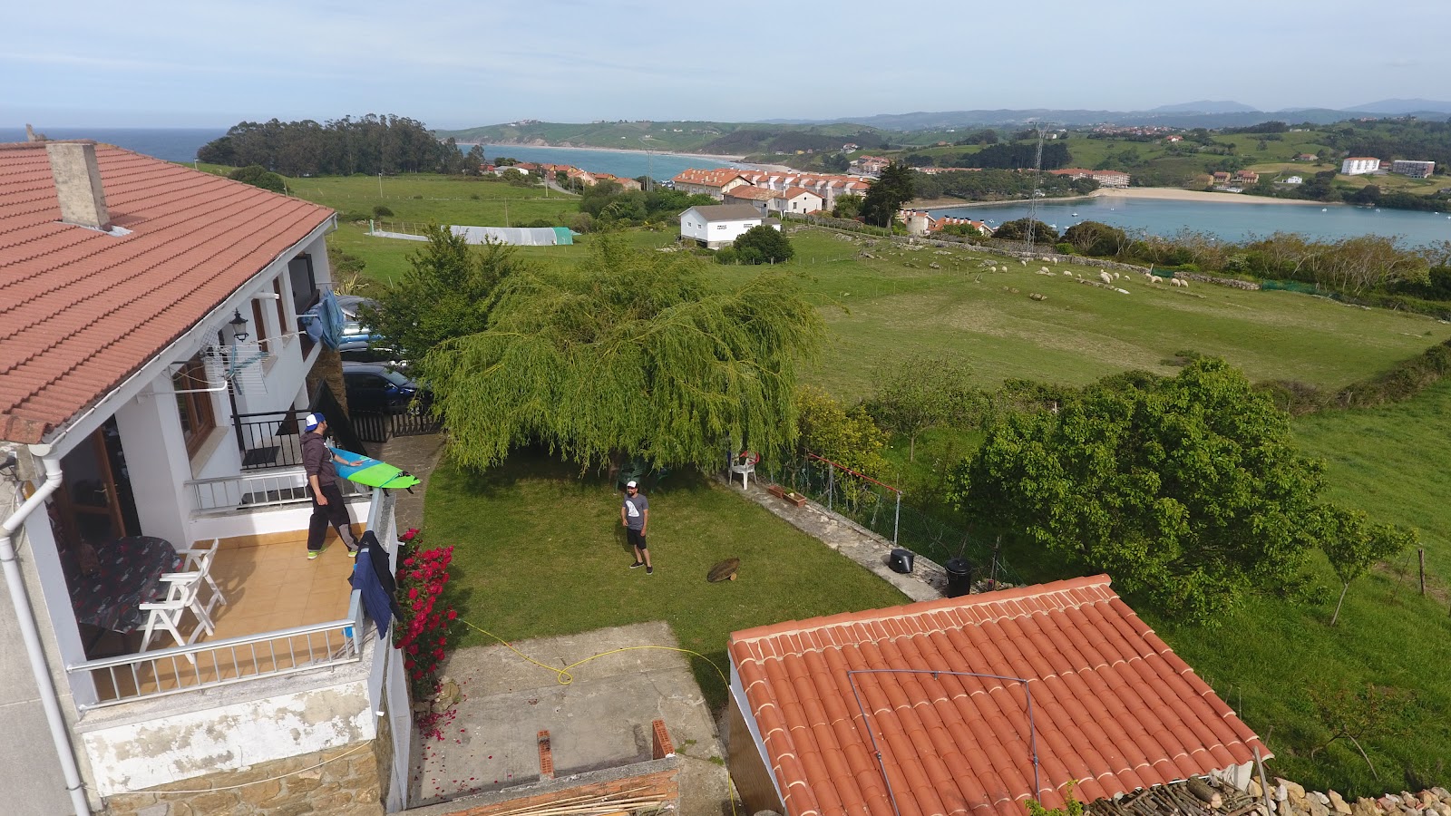 Surf House Sanvi - Albergue photo 4, albergue accommodation in San Vicente de la Barquera on the Camino del Norte