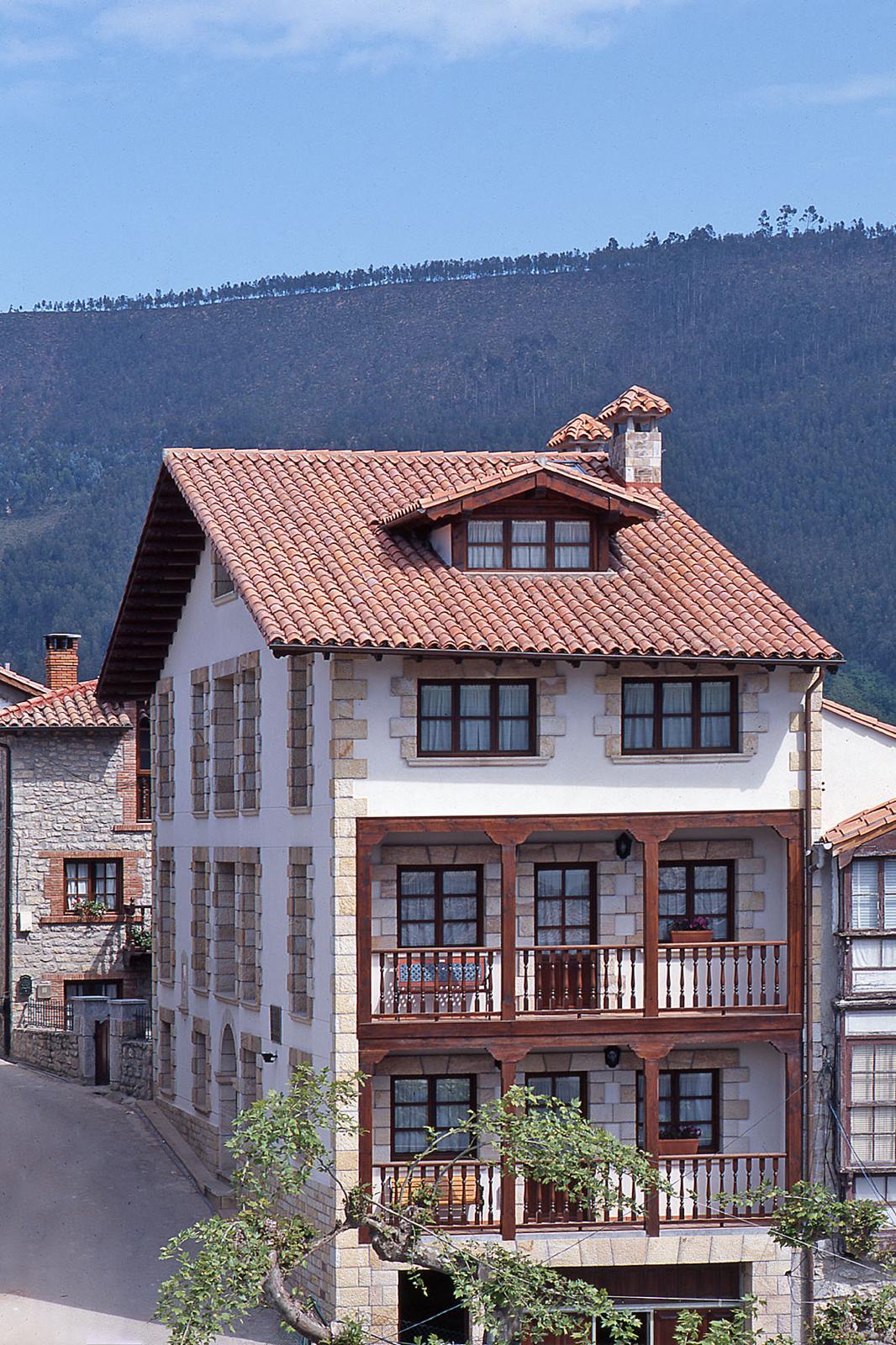 El Rincón de Bustio, villa accommodation in Unquera on the Camino del Norte