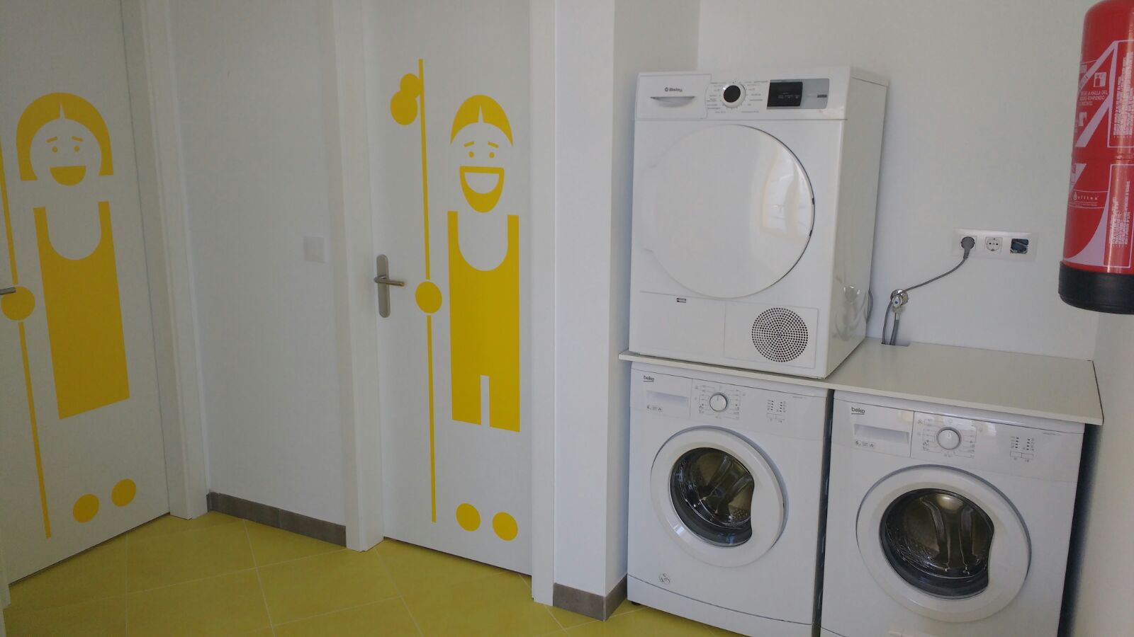 Hostel San Roque Navia photo 8, albergue accommodation in Navia on the Camino del Norte