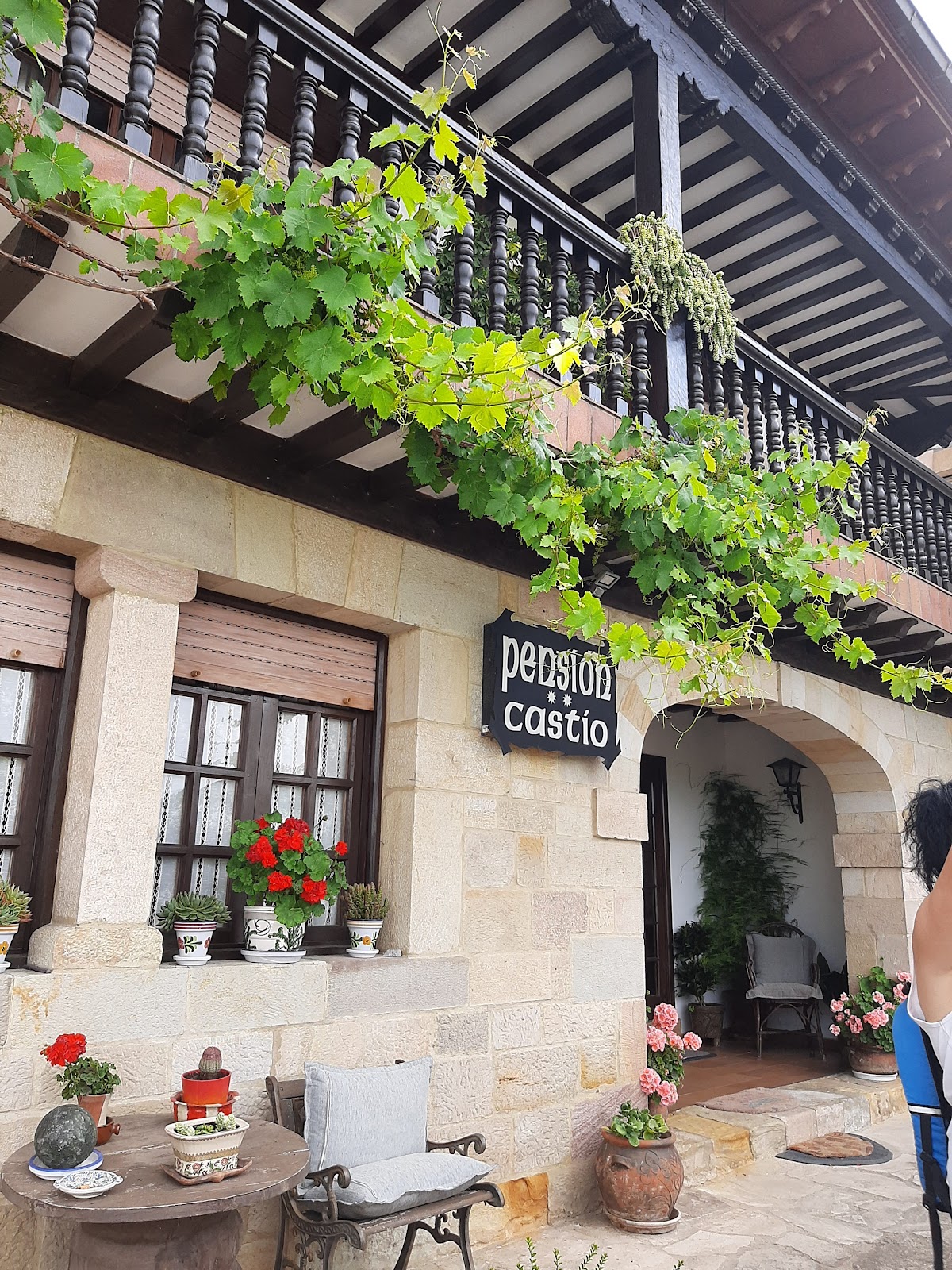 Pension Castio, guesthouse accommodation in Santillana del Mar on the Camino del Norte