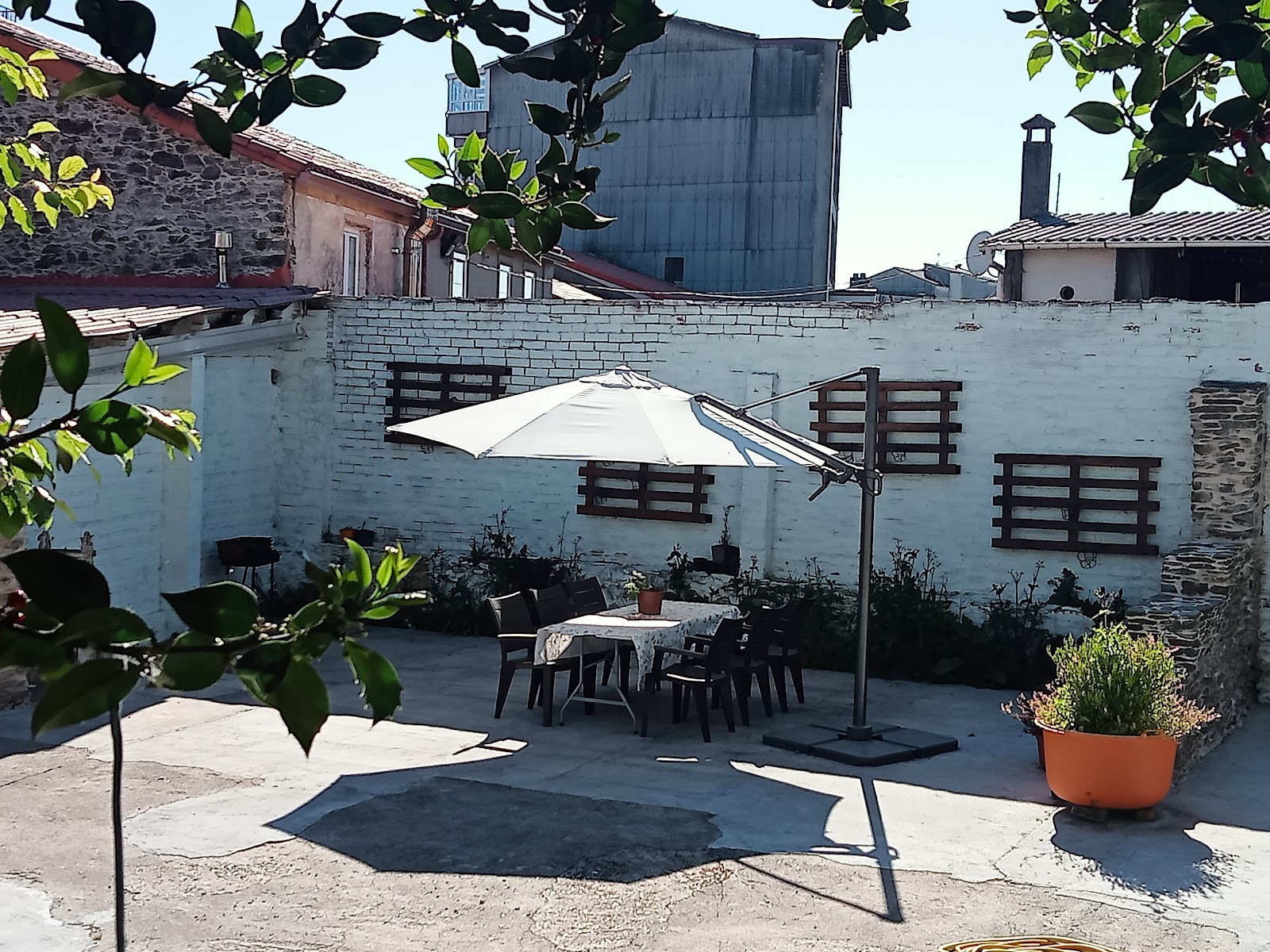 A casa do lajueiro photo 9, guesthouse accommodation in Arzúa on the Camino Frances