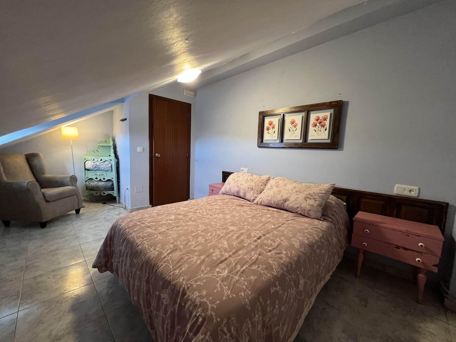 Meson El Acebo photo 4, hostel accommodation in El Acebo on the Camino Frances