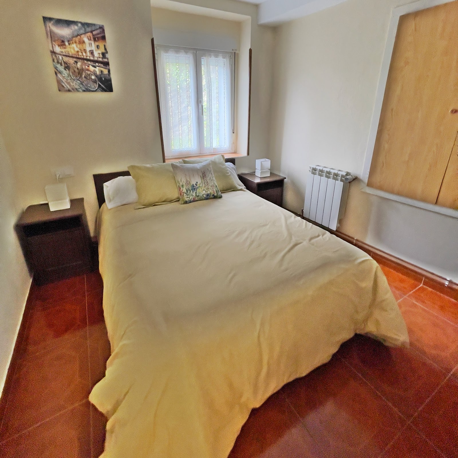 Apartamentos Turísticos La Capitana photo 2, apartment accommodation in Almuña on the Camino del Norte