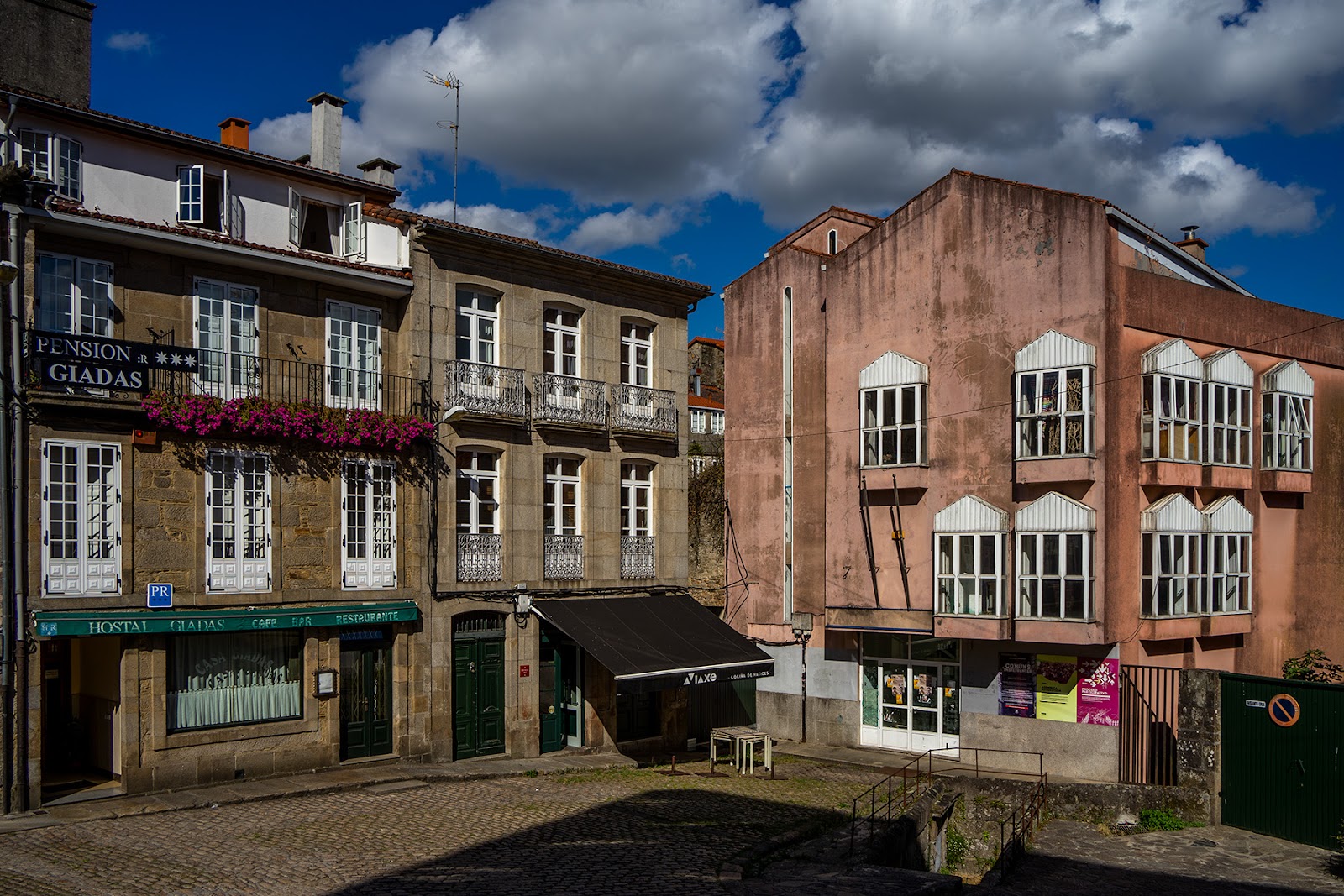 Hostal Giadas, guesthouse accommodation in Santiago de Compostela on the Camino Frances